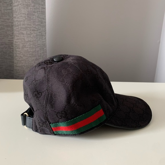 GUCCI BLACK CANVAS BASEBALL HAT WITH WEB [AUTHENTIC] - Picture 4 of 12